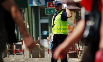 Kierujący oplem potrącił bocznym lusterkiem 13-latka