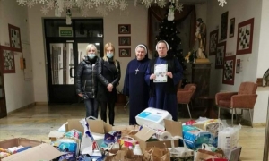 Udało się! Wielkie serca i szczodrość pomogły zebrać piękne prezenty świąteczne dla chorych dzieci