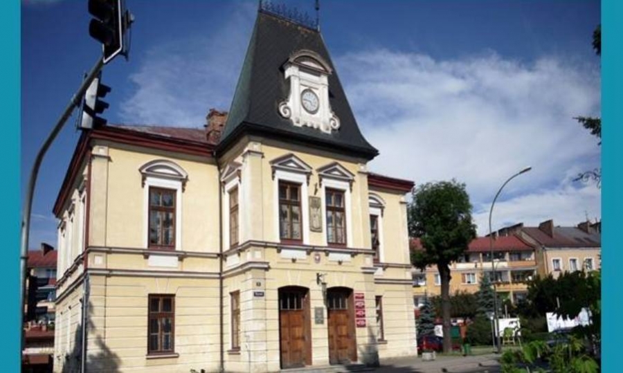 Nowa sieć szk&oacute;ł w gminie bez konsultacji? - artykuł polemiczny Adama Snarskiego
