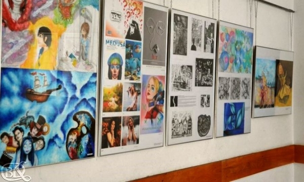 Wernisaż prac uczni&oacute;w Liceum Plastycznego