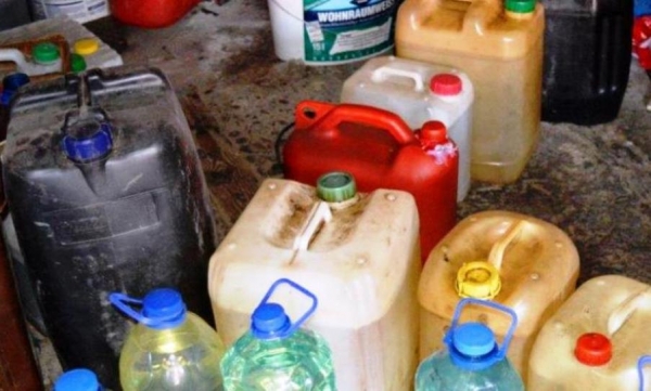 Nielegalny alkohol i paliwo na posesji w powiecie leskim